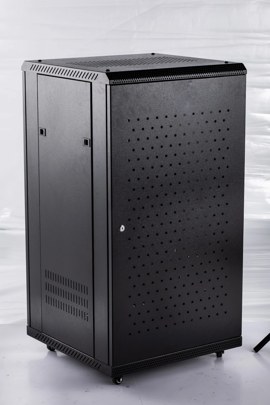 Glass Door Steel Body 19&prime;&prime; Floor Standing 22u Network Server Rack Data Cabinet